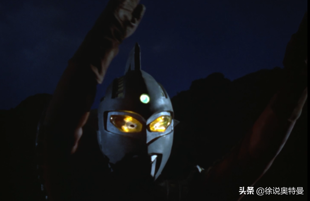 赛文奥特曼抱起小男孩就跑了，安能星人：消灭地球人
