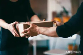 菜鸟与丰巢模式之争，快递生意谁更胜一筹？图片