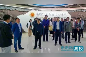 云南交通职业技术学院领导到昆明冶金高等专科学校考察学习交流图片