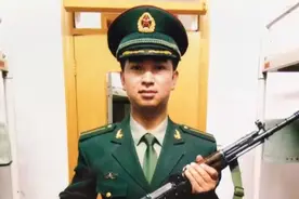祖国山河寸土不让！他用鲜血和生命捍卫祖国领土主权图片