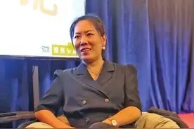 那个“为看世界潇洒辞职”的女教师，多年后又回到最初生活的城市图片