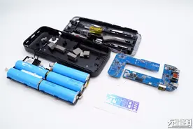 紫米20号移动电源深度拆解，黑科技般设计，三口总输出200W图片