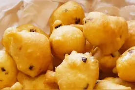 10分钟的快手早餐这样做，不揉面不擀面，蓬松暄软，凉了也不硬图片