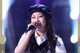 8强出炉张露馨演唱精彩，姚晓棠满票晋级很惊喜，汪峰竟然黑脸色图片