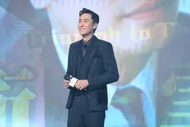 TVB视帝偷吃无数次，全靠老婆立人设，网友：“她真能忍！”图片