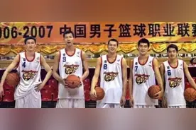 杜锋当主教练，朱芳雨总经理，为何曾经担任助教的陈江华会离开？图片