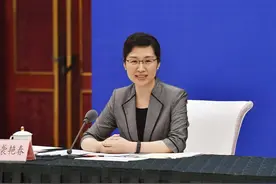 袭艳春，新职已明确图片