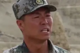 铁汉柔情祁发宝：面对生死毫不畏惧，可战友受伤他还是忍不住落泪图片
