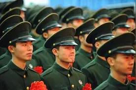 “退役”和“退伍”是一样的么？别乱讲了，以免被内行人笑话图片