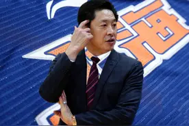 CBA帅位三大悬念：李春江、马布里坐在火山口，天津不走寻常路图片