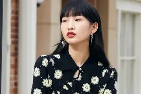 入秋了穿什么？这几套学院风穿搭，很适合学生党选择图片