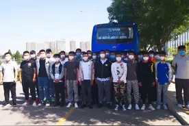 携手海尔 共创美好——唐山实验中等专业学校学生到海尔集团顶岗实习图片