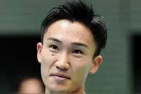 桃田贤斗车祸后复出首秀，丹麦赛全力卫冕，谌龙领衔中国集体退赛图片
