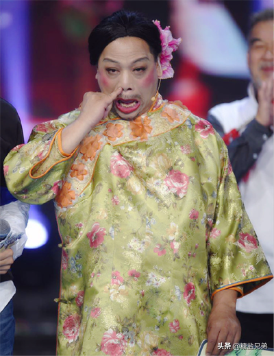 "一提到"如花",脑海中立马会浮现出那个挖着鼻孔回眸一笑的经典形象