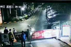 广西一外卖员尾随业主进小区送餐，被拦停后竟骂保安是“畜生”图片