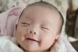 爷爷给孙子取名“清风”，护士登记时少写一笔，妈妈却拍手叫好图片