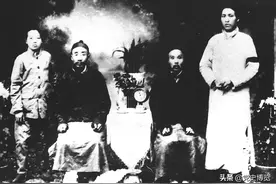 历史解码：毛泽东成为一代伟人的“秘密”图片