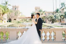 温雅婚纱大片首曝，双语主持女王化身小女人逆龄辣妈依旧少女图片