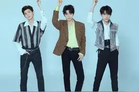 TFBOYS同台不同框，再度合体太难，高跟皮鞋不离脚图片