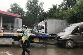 武汉车主注意了！在这个场所乱停车会被拖走图片