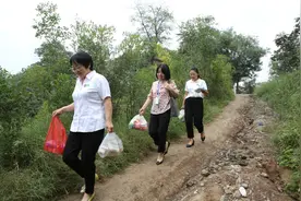 不辞辛劳耐寂寞  言传身教真扶贫——“送教上门”圆残疾儿童上学梦！图片