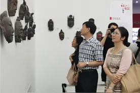 贵州戏剧面具展举行，400件神秘面具“诉说”贵州文化图片