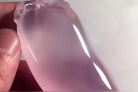 我猜，你没有见过真正的粉色翡翠图片