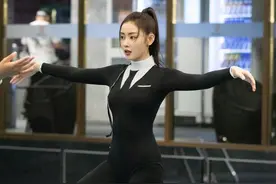 《哎呀好身材》里张天爱的健身服火了，她的运动装也很美图片