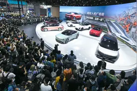 直击上海车展：恒大汽车9款恒驰齐亮相图片