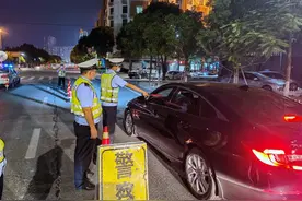 泉州严查！81人落网图片