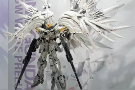 模玩资讯：魂限 G.F.F.MC系列 飞翼高达白雪姬序曲 展图图片