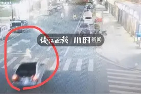 ​0.1秒！义乌男子猛拽回7岁女童 自己被车撞断5根肋骨图片