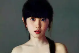 他刚上大一，画了一幅画卖708万，改画少女人体后，一战成名图片