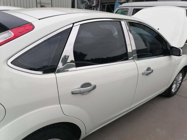 期待已久的经典福克斯两厢版，胖哥已顺利拿下，1.8排量手动挡