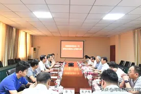 河南省终身教育协会会长张亚伟到河南农业职业学院调研图片