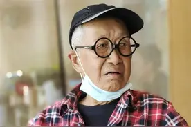 突然入院！90岁资深老戏骨持续高烧不退，肺部感染及积水情况严重图片