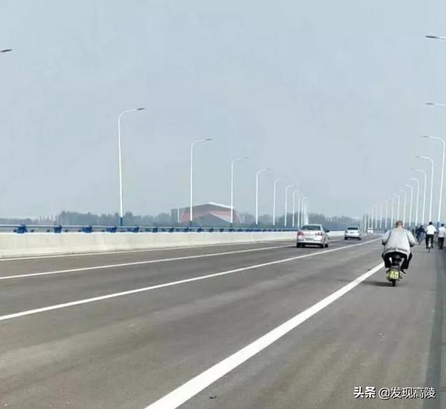 ����������δ�����귢չǰ������TA˵�����Ǿ��Ǹ����δ��