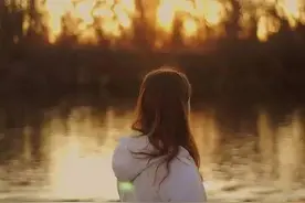 重感情的男人，通常都会有以下三个表现图片