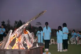 点燃多彩夏日 护航快乐成长：云帆计划——华语之声夏令营圆满结营图片