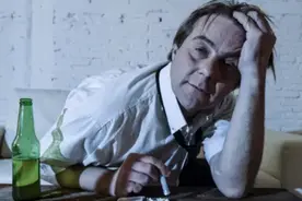 人能够坚持多久不睡觉？一美国男子撑了264小时，结果怎样？图片