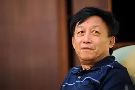 易中天：如何分辨武汉人和上海人？只需看一眼图片