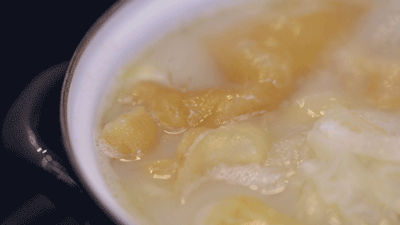 奶白色鱼翅花胶汤 2026年花胶鱼翅汤的做法