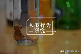 你是在看她，还是在看她的脚 | 关于恋足癖的两三事图片