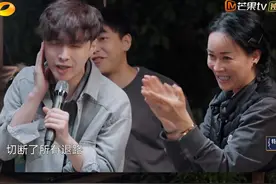 张艺兴跳复古迪斯科上头，和那英合唱《征服》飙高音很稳图片