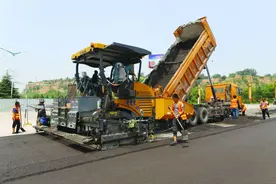 国道209线河津段路面改造提升工程预计8月底完工图片