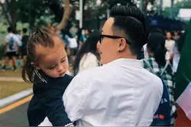女总裁花50万买精生子，一个人生养小孩，活成了令人羡慕的样子图片
