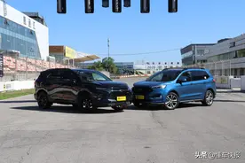 7座家用也能霸气逼人 雪佛兰开拓者对比锐界图片