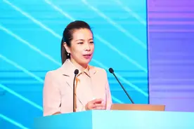 融创服务行政总裁曹鸿玲：与品质同行 让美好成真图片