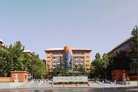 山东政法学院2020年招生计划，2019年分专业录取分数图片