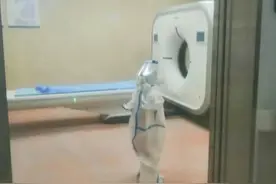 “年龄最小才4岁”这些隔离的孩子穿防护服独自做CT，懂事的样子让人心疼图片